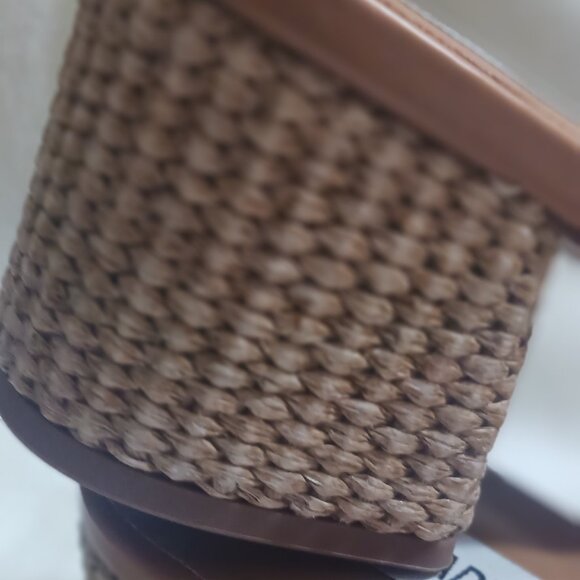 NWOT Steve Madden Santana Raffia Block Sandals No Box - Picture 5 of 6